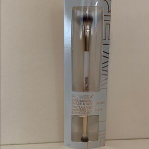 Flower Eyeshadow Shade And Blend Brush Dual Ended Design Two Brushes In One